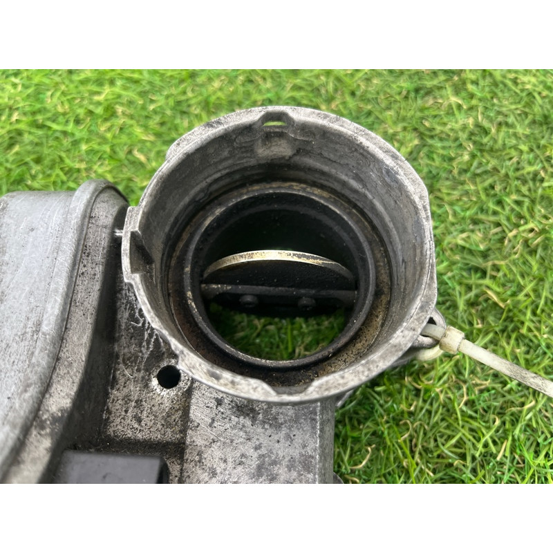 Дроссельная заслонка (электрика двигателя) Volkswagen Passat B6 2008 2.0 BKP 03G128063B