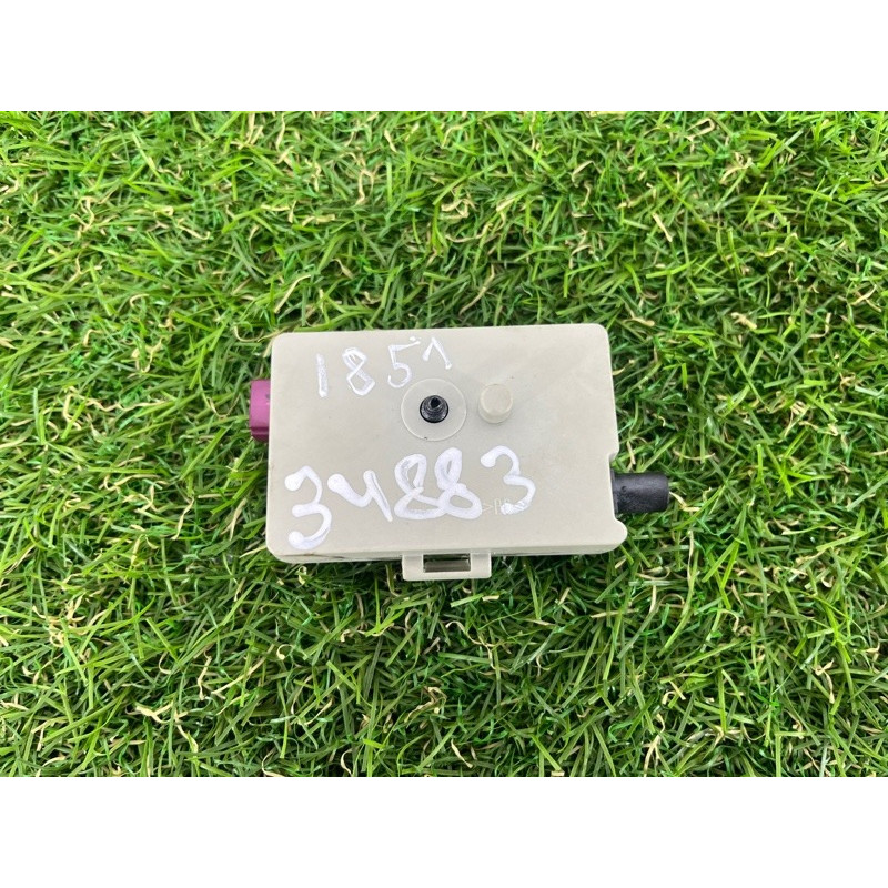 Підсилювач антени (електрика) BMW 3-series E93 2010 3.0 N52 65206968649