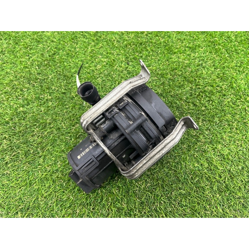 Насос вторинного повітря (вихлопна система) BMW 5-series E39 11721433958