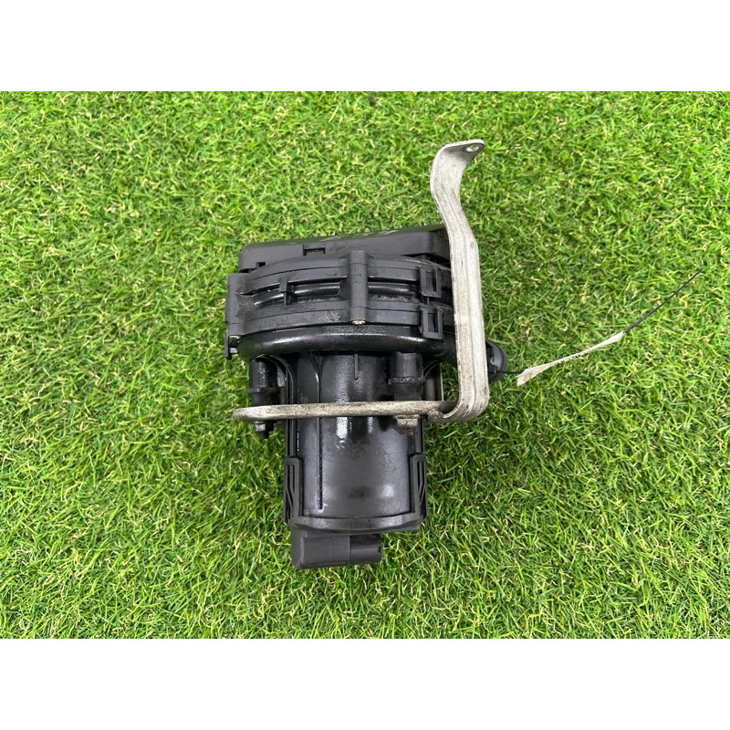 Насос вторинного повітря (вихлопна система) BMW 5-series E39 11721433958