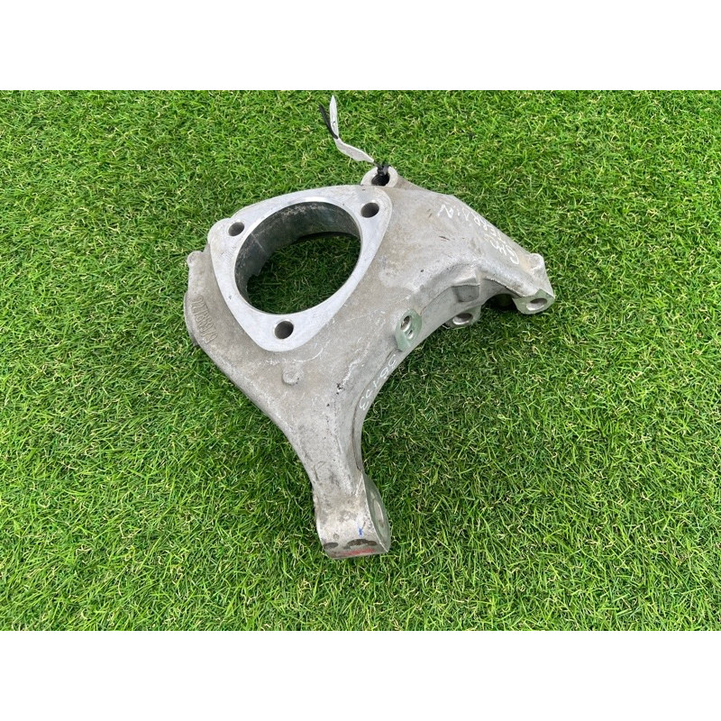 Цапфа подвески (подвеска) Chevrolet Equinox 2 22786979