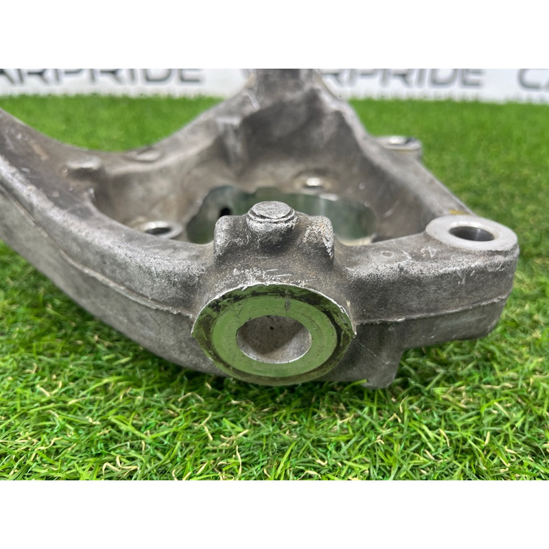 Цапфа подвески (подвеска) Chevrolet Equinox 2 22786979