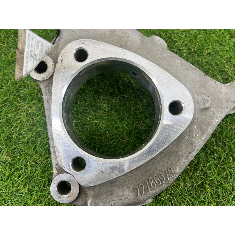 Цапфа подвески (подвеска) Chevrolet Equinox 2 22786979