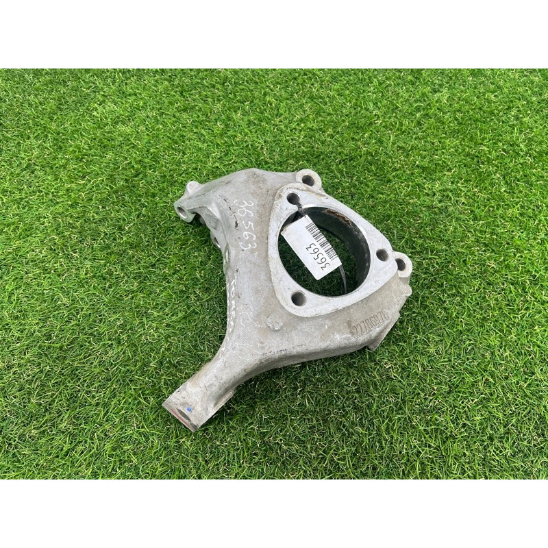 Цапфа подвески (подвеска) chevrolet equinox 2 2015 22786978