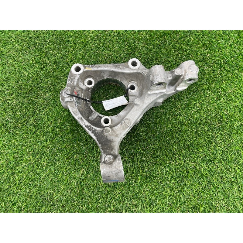 Цапфа подвески (подвеска) chevrolet equinox 2 2015 22786978