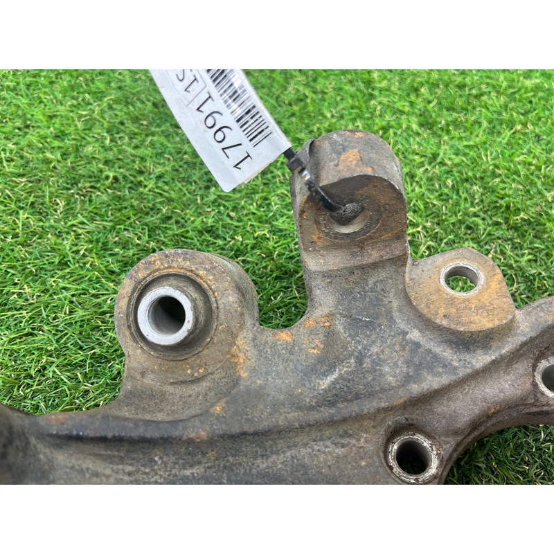 Цапфа подвески (подвеска) KIA Sorento UM 2013 2.4 527202P000