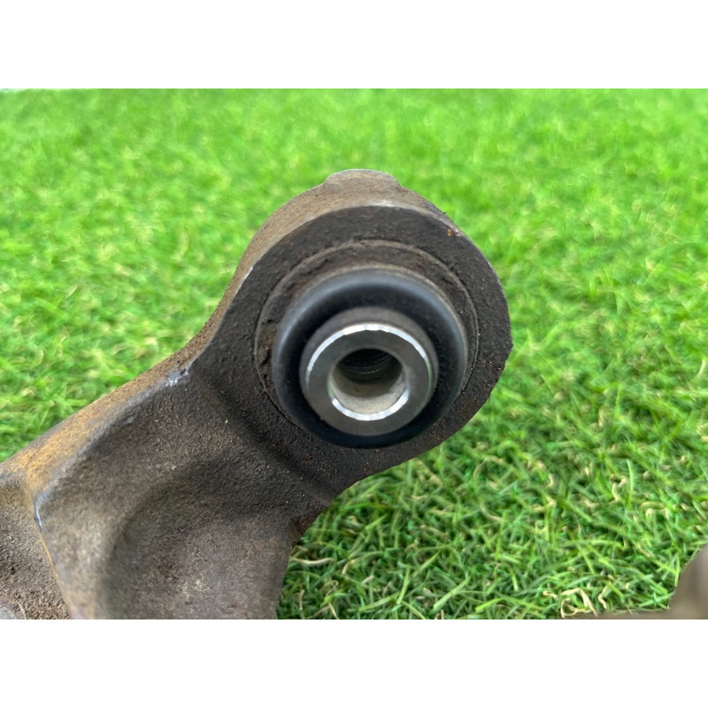 Цапфа подвески (подвеска) Subaru Forester SJ 2016 2.5 28411SG020