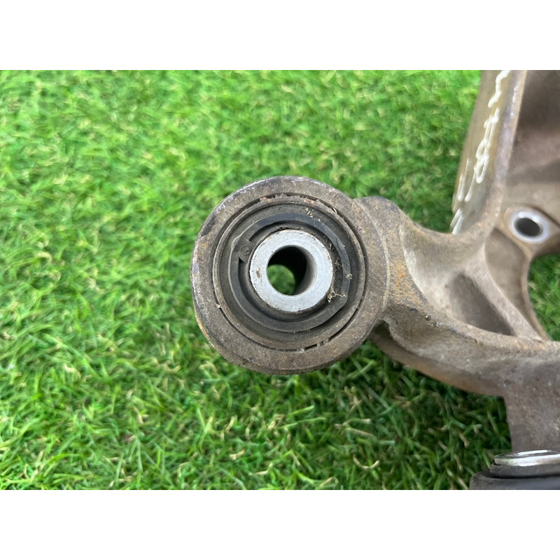 Цапфа подвески (подвеска) Subaru Forester SJ 2016 2.5 28411SG020