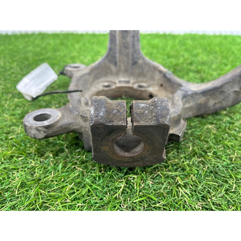 Цапфа подвески (подвеска) RENAULT Koleos HY 2008 2.0 40014JY00A