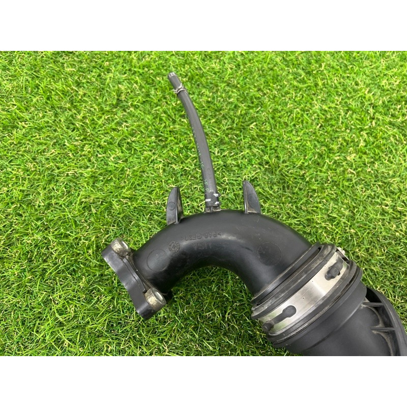 Патрубок воздушного фильтра (впускная система) FORD ESCAPE MK3 2014 1.6 cv619c623dc