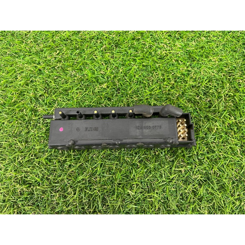 Вакуумный клапан (двигатель и элементы) Mercedes-Benz E-class W124 1990 3.2 1248000778