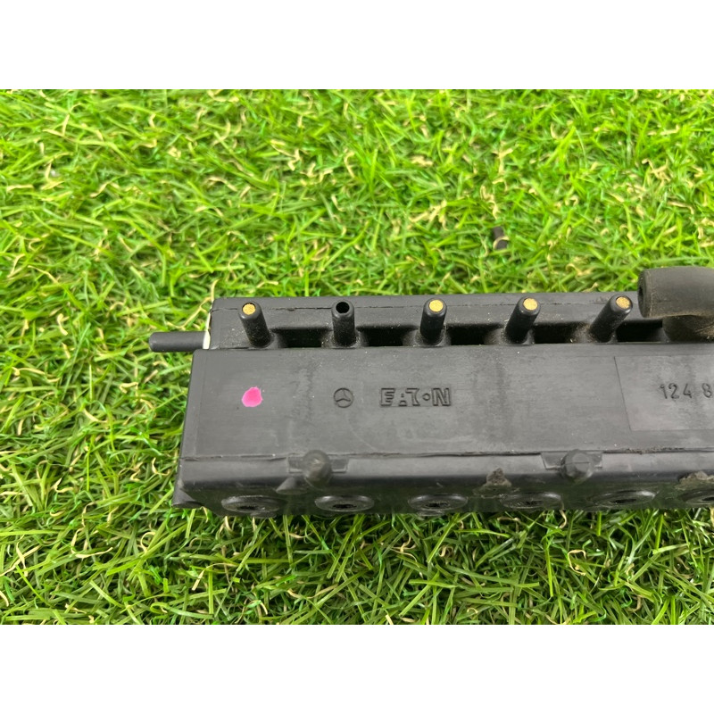 Вакуумный клапан (двигатель и элементы) Mercedes-Benz E-class W124 1990 3.2 1248000778