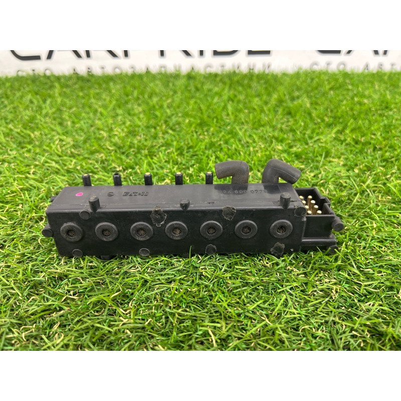 Вакуумный клапан (двигатель и элементы) Mercedes-Benz E-class W124 1990 3.2 1248000778