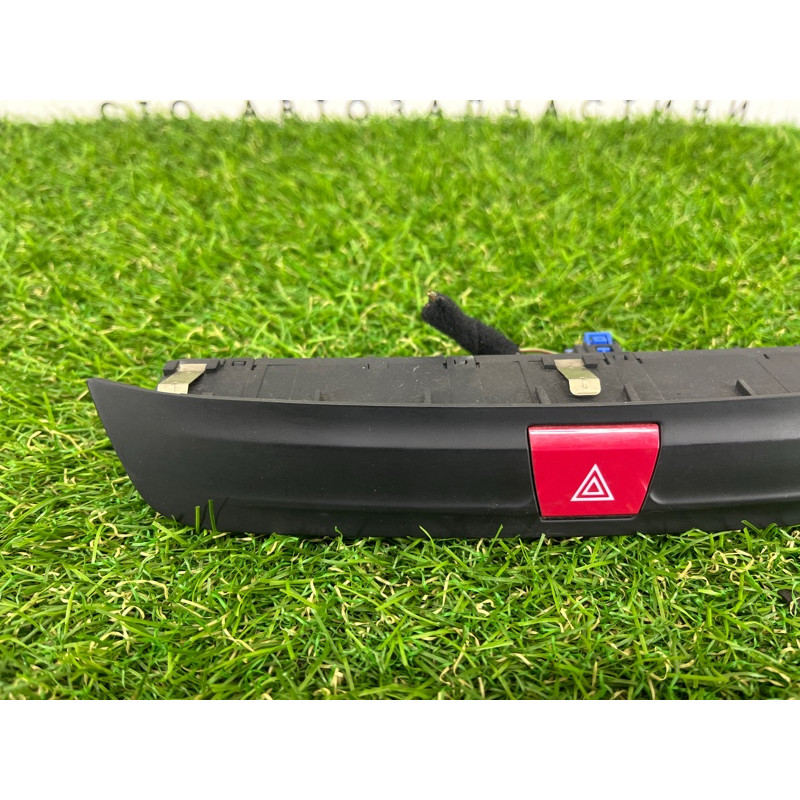 Кнопка аварийной сигнализации (электрика / кнопки) Jeep Renegade BU 2016 2.4 5VV48LXHAB