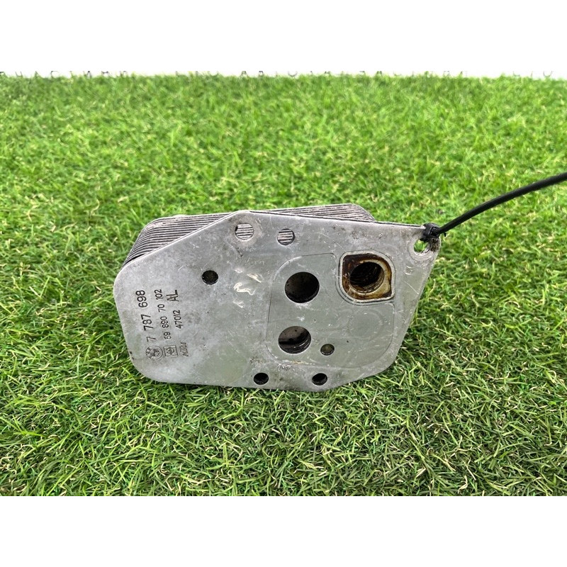 Теплообменник масляного фильтра (двигатель и элементы) BMW 3-series E46 11427787698