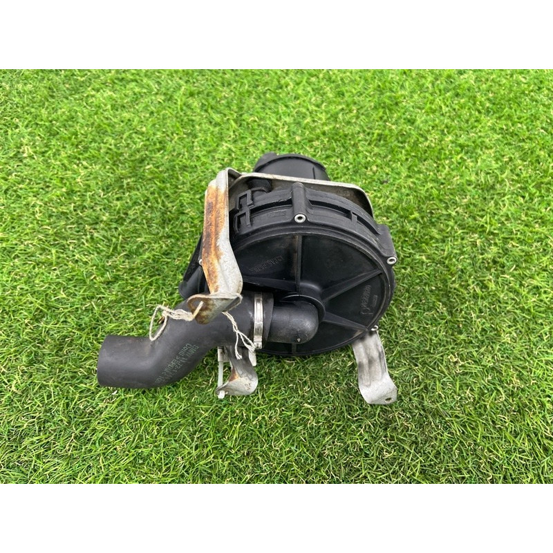 Насос вторичного воздуха (выпускная система) Bmw 5-series E39 11721432718