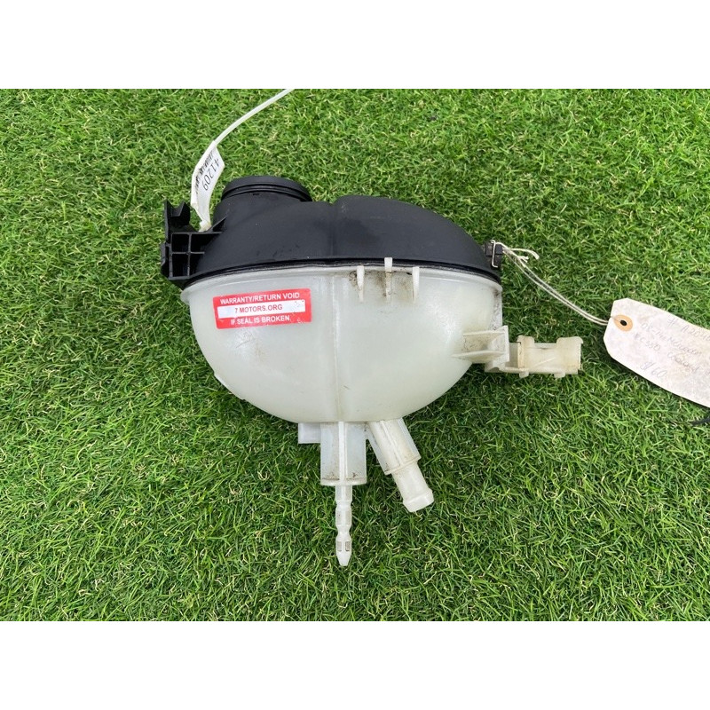 Бачок расширительный (система охлаждения) Mercedes-Benz E-class W212 a2045000849