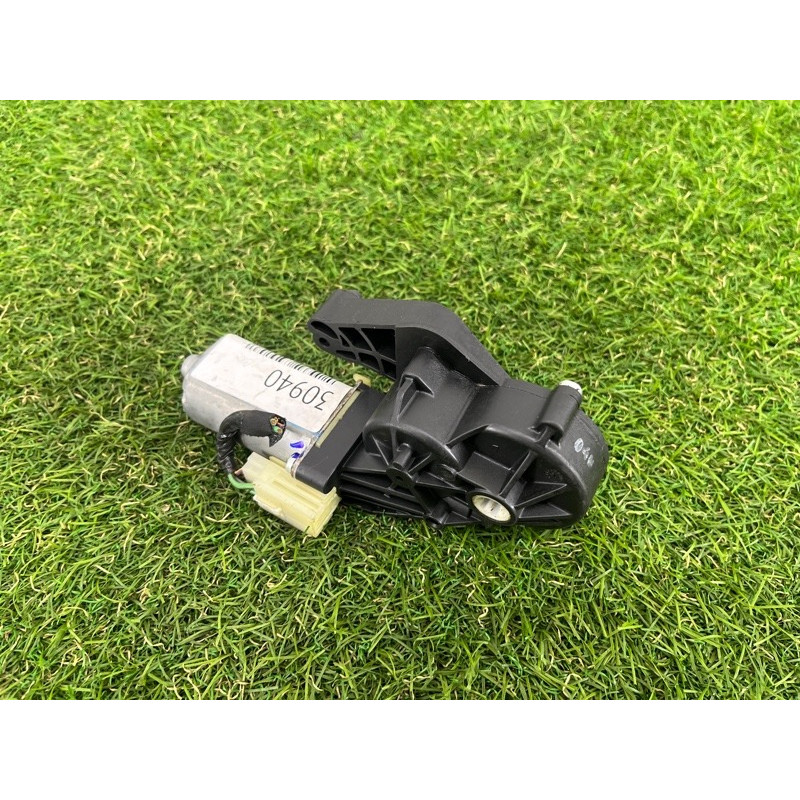 Моторчик регулировки сидения (электрика) Mercedes-Benz ML-class W166 826649994