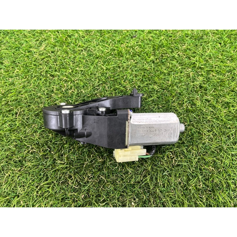 Моторчик регулировки сидения (электрика) Mercedes-Benz ML-class W166 826649994