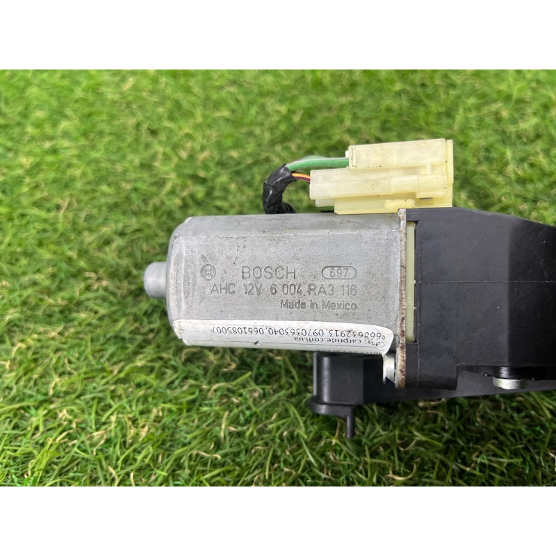 Моторчик регулировки сидения (электрика) Mercedes-Benz ML-class W166 826649994