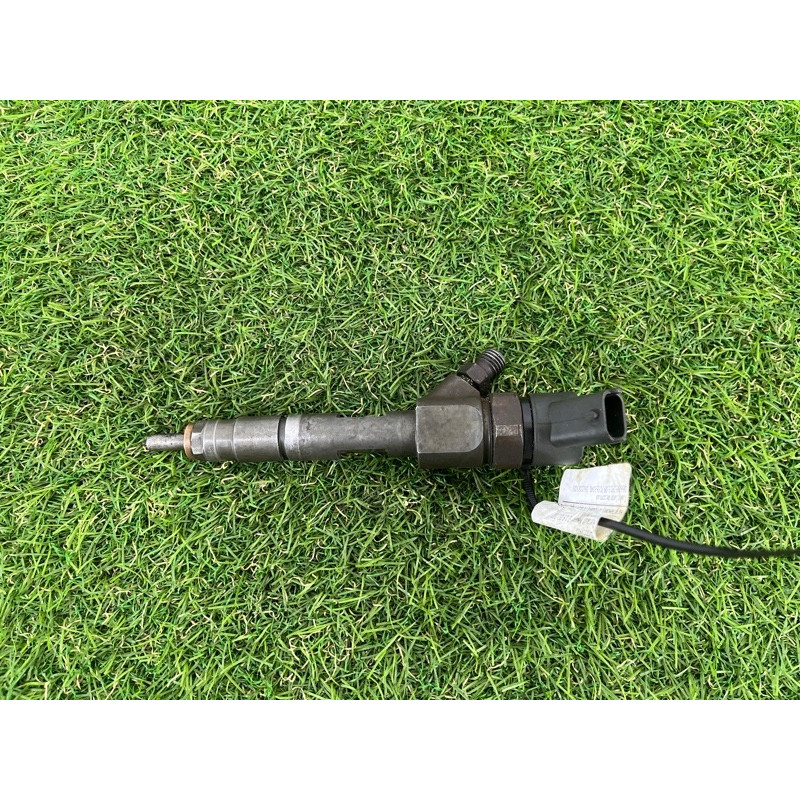 Форсунка топливная (топливная система) Renault Megane 2 2004 1.9 DCI 8200100272