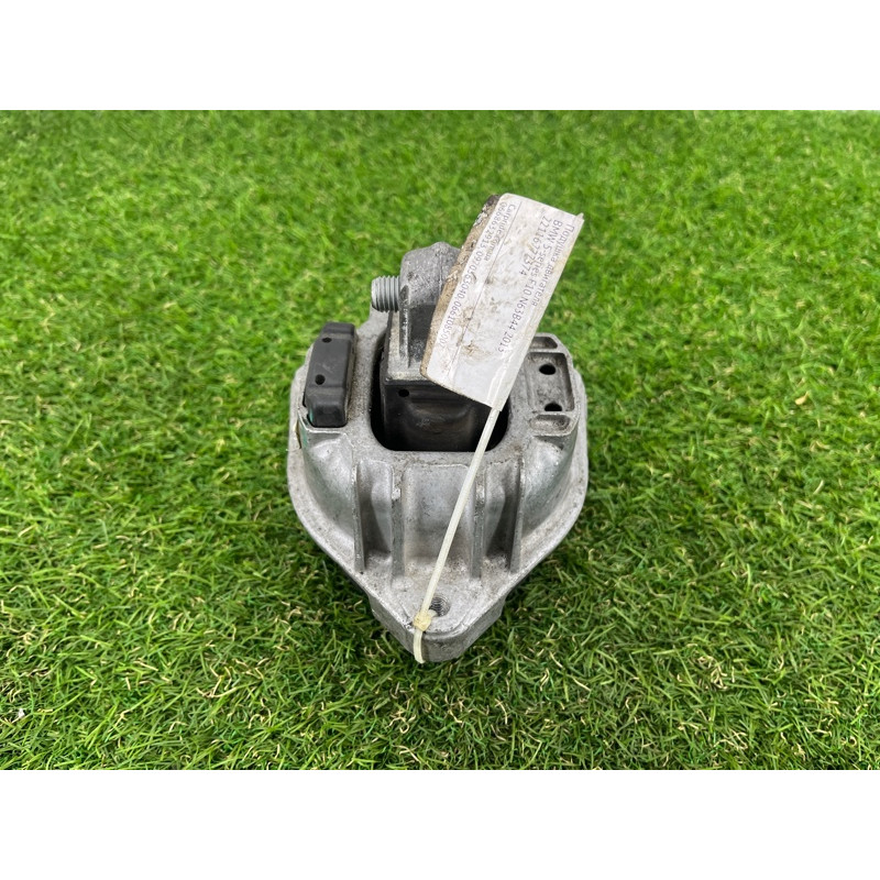 Подушка двигателя (двигатель и элементы) BMW 5-series F10 2013 N63B44 22116777374