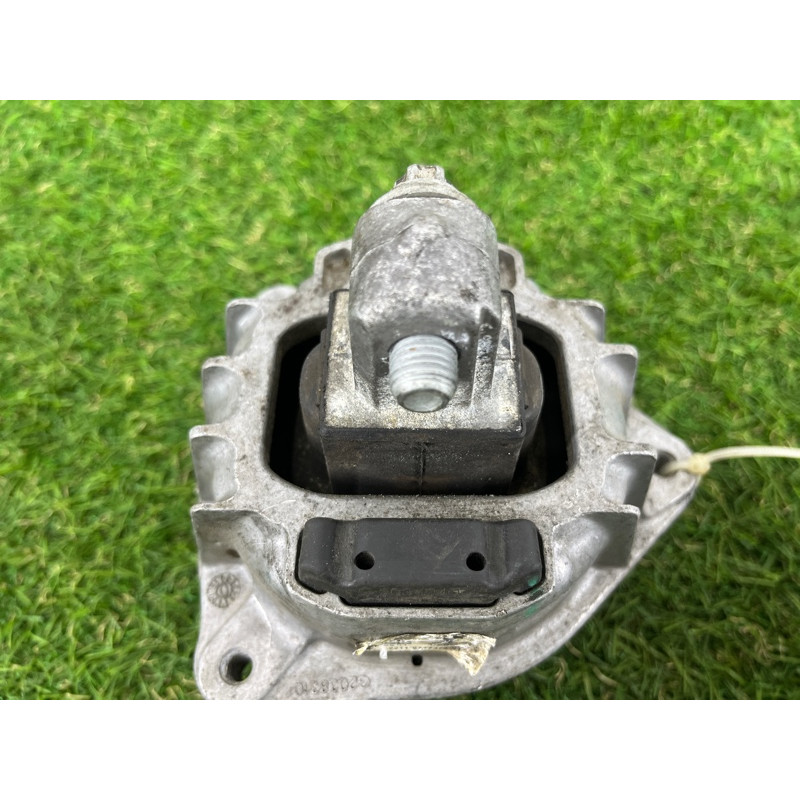 Подушка двигателя (двигатель и элементы) BMW 5-series F10 2013 N63B44 22116777374