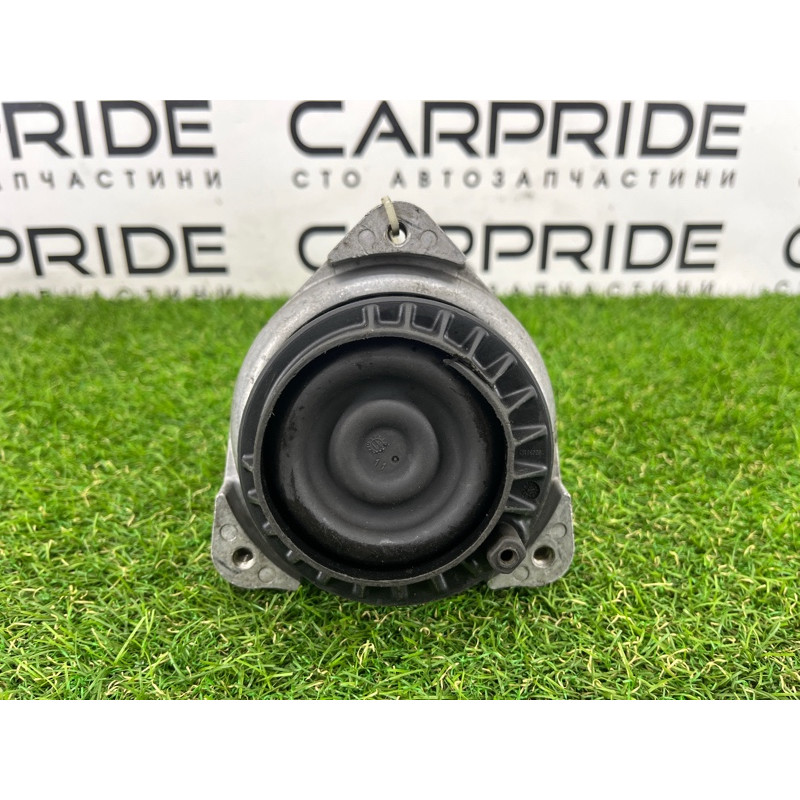 Подушка двигателя (двигатель и элементы) BMW 5-series F10 2013 N63B44 22116777374