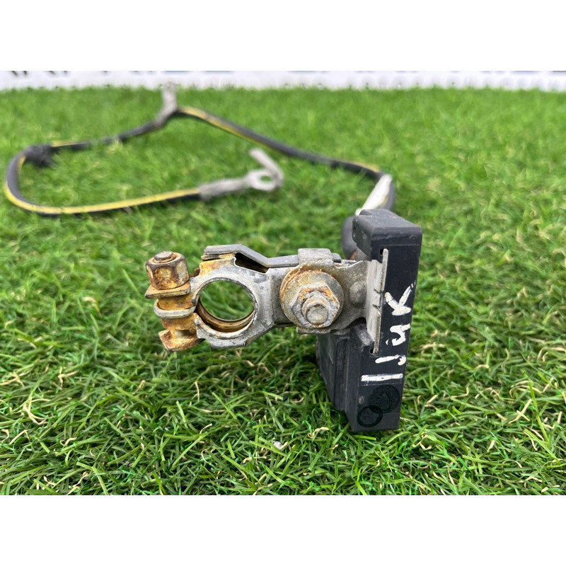 Клемма (электрика) Nissan Juke F15 2011 1.6 240801KL1A