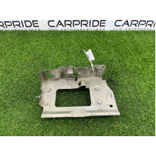 Кронштейн блока управления двигателем