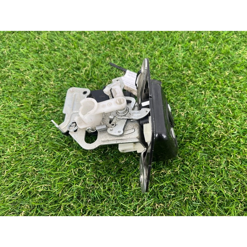 Замок багажника (кузов и элементы) Jeep Patriot MK74 2012 2.4