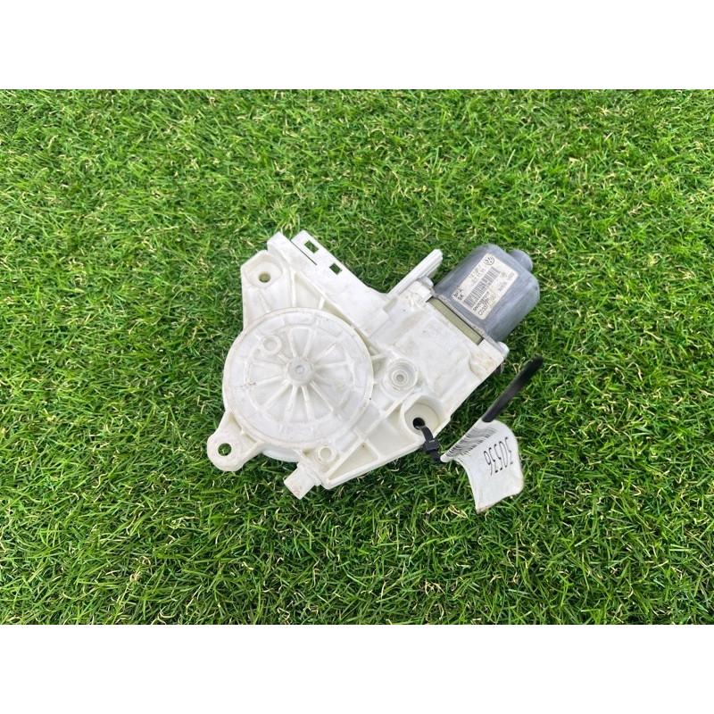 Мотор стеклоподъемника (электрика) Volkswagen Tiguan 5N 2.0 5n0959701f