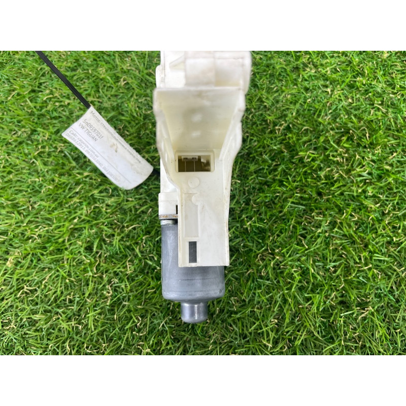 Мотор стеклоподъемника (электрика) Volkswagen Tiguan 5N 2.0 5n0959701f