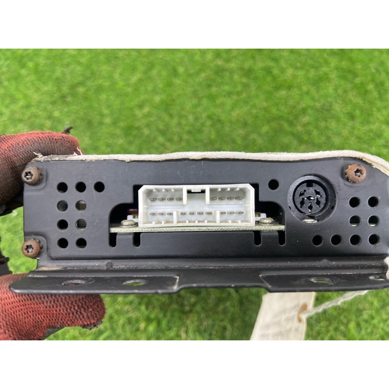 Усилитель звука (электрика) Mitsubishi Lancer 7 2004 mr986457