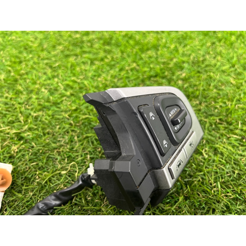 Кнопки руля (электрика / кнопки) Subaru Outback BS 2016 2.5 83154AL30A