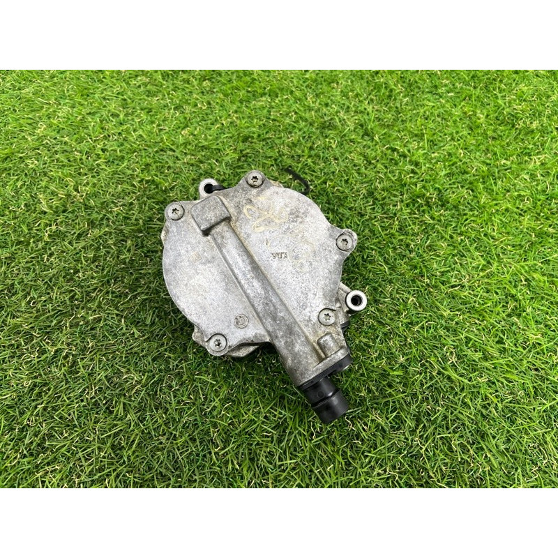 Вакуумный насос (тормозная система) BMW 5-series F10 2011 N63B44 11668605976