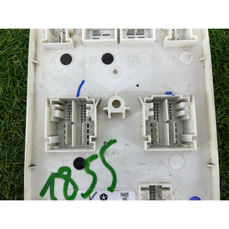 Блок комфорта (электрика / блок управления) Dodge Journey SXT 2013 3.6 68164833ab