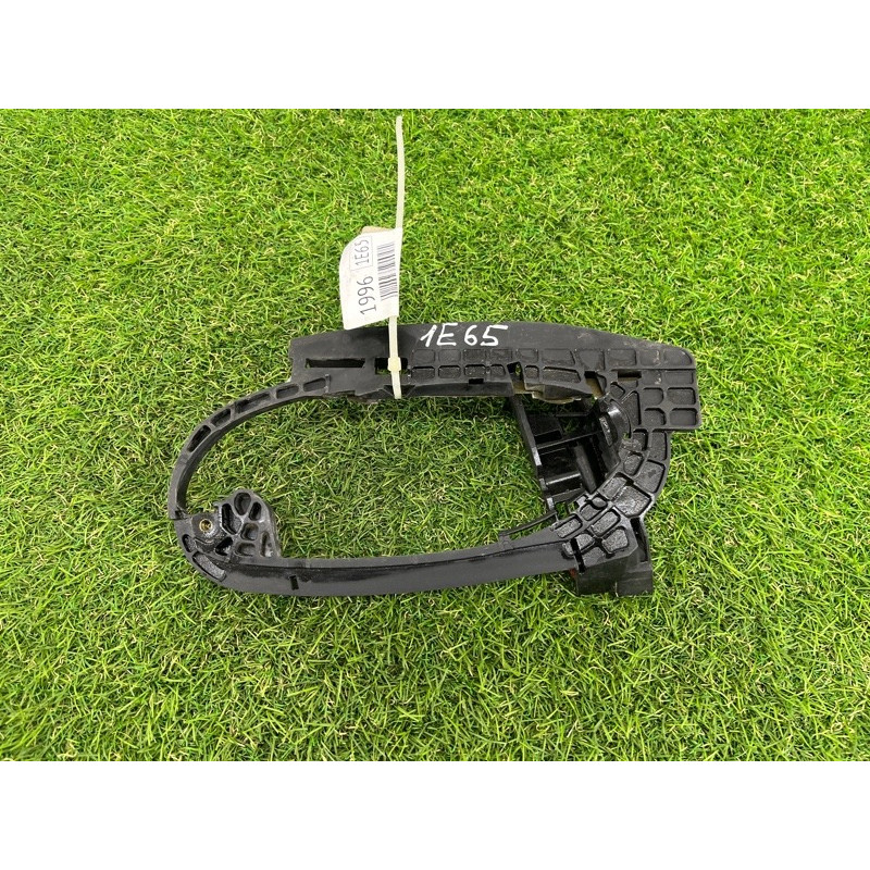 Кронштейн ручки двери (кузов и элементы) BMW 7-series E65 N62B44 51217013703