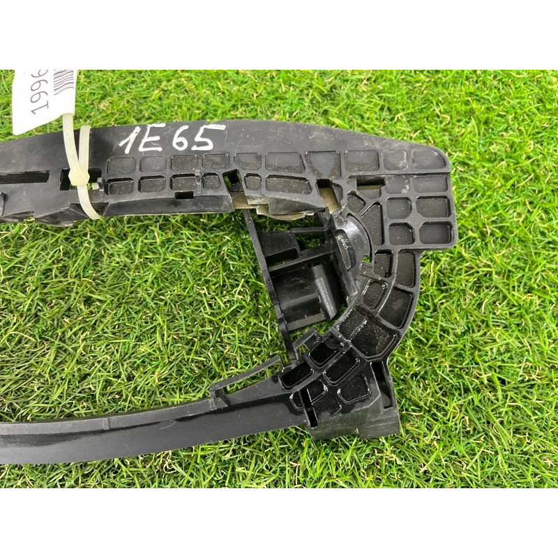 Кронштейн ручки двери (кузов и элементы) BMW 7-series E65 N62B44 51217013703