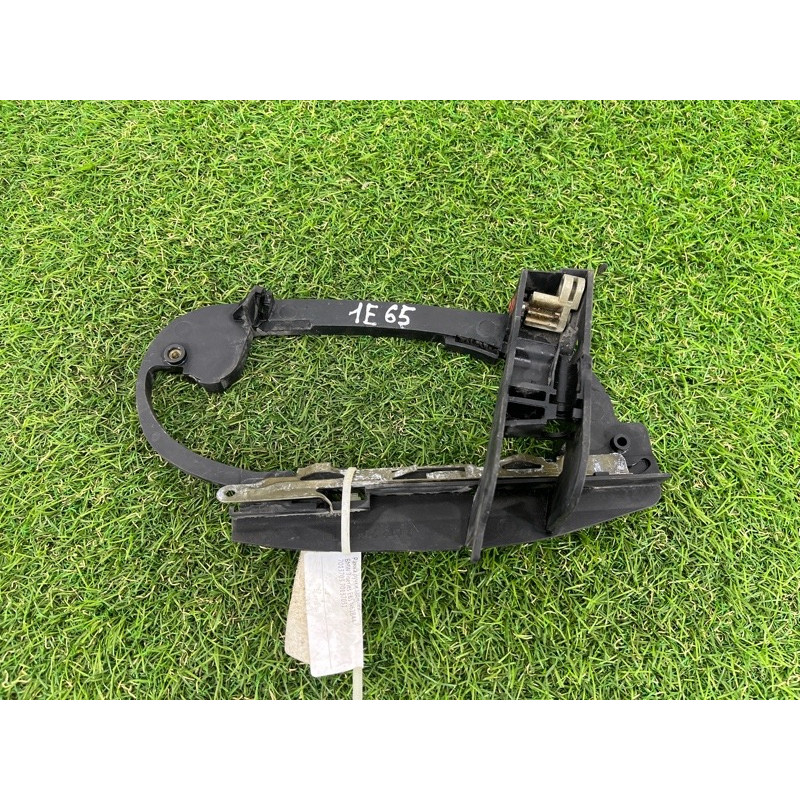 Кронштейн ручки двери (кузов и элементы) BMW 7-series E65 N62B44 51217013703