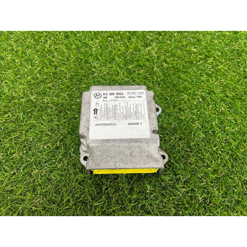 Блок управления airbag (airbag/безопасность) Volkswagen Golf 1K 2004 2.0 BKD 1K0909605A