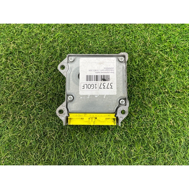 Блок управления airbag (airbag/безопасность) Volkswagen Golf 1K 2004 2.0 BKD 1K0909605A