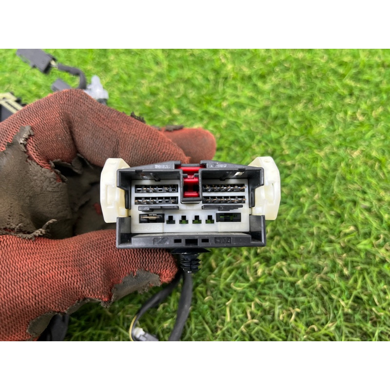 Проводка дверная (электрика) Cadillac Xt5 1 2016 3.6 84012046