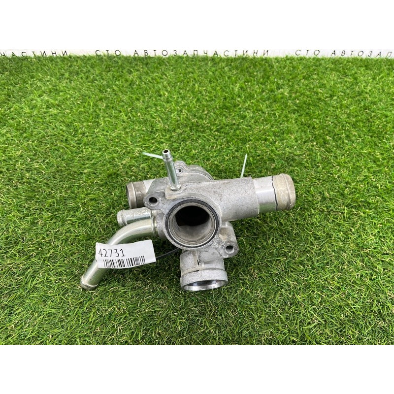 Корпус термостата (система охлаждения) Ford Explorer MK5 3.7 AT4Z8A586A