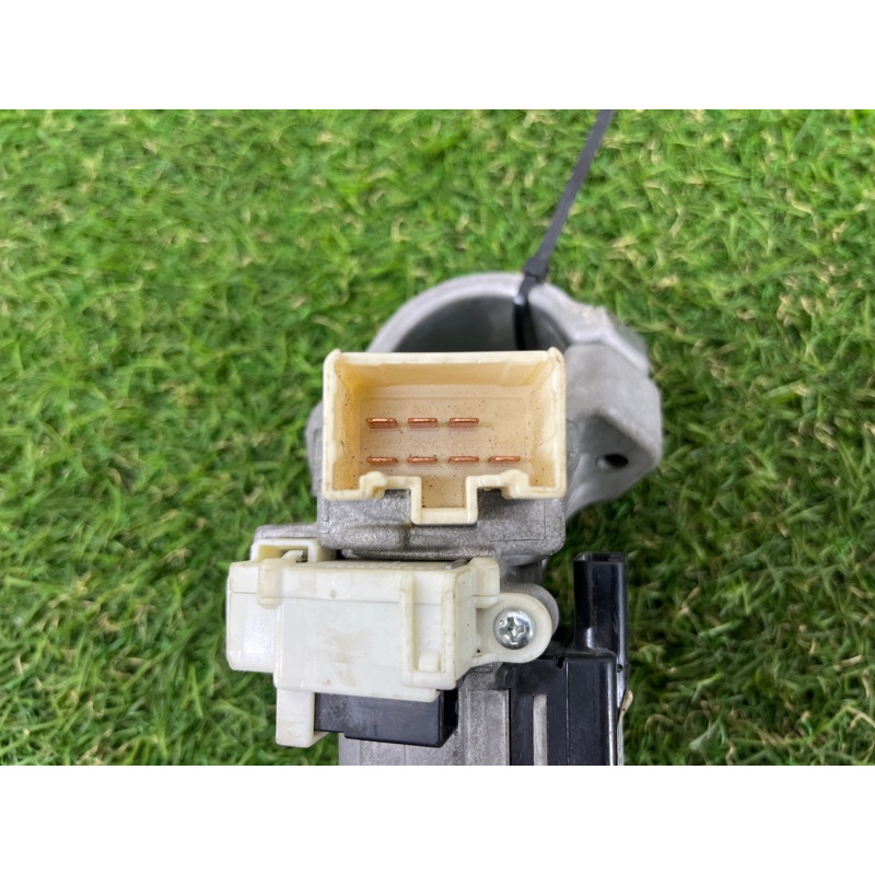 Замок запалювання (електрика) Subaru Forester SJ 2016 2.5 83133FJ010