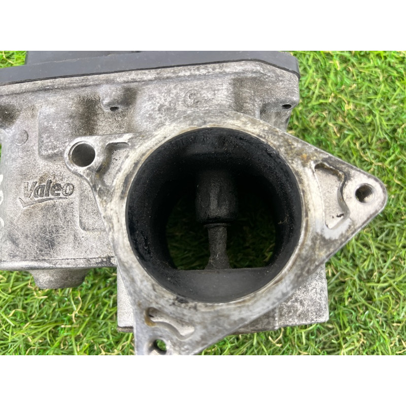 Клапан (двигатель и элементы) Volkswagen Passat B6 2008 2.0 BKP 03G131501