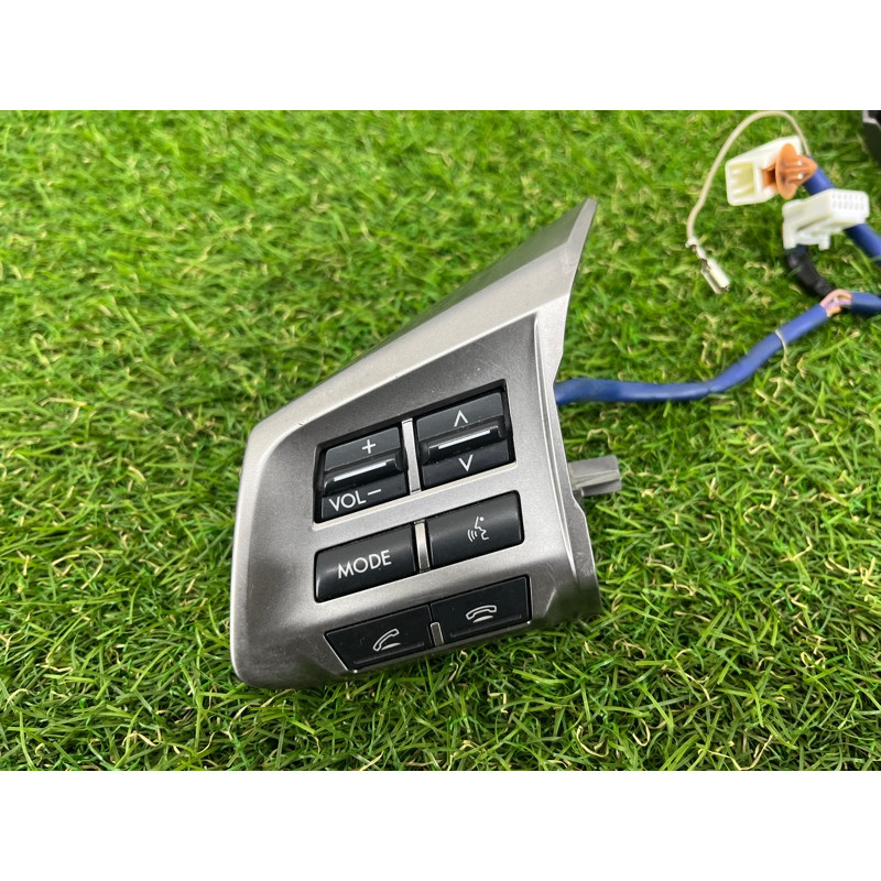 Кнопки руля (электрика / кнопки) Subaru Forester SJ 2015 2.5 83154AJ430