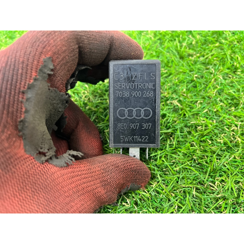 Реле (электрика) AUDI A4 B6 2003 2.0 ALT 8E0907307