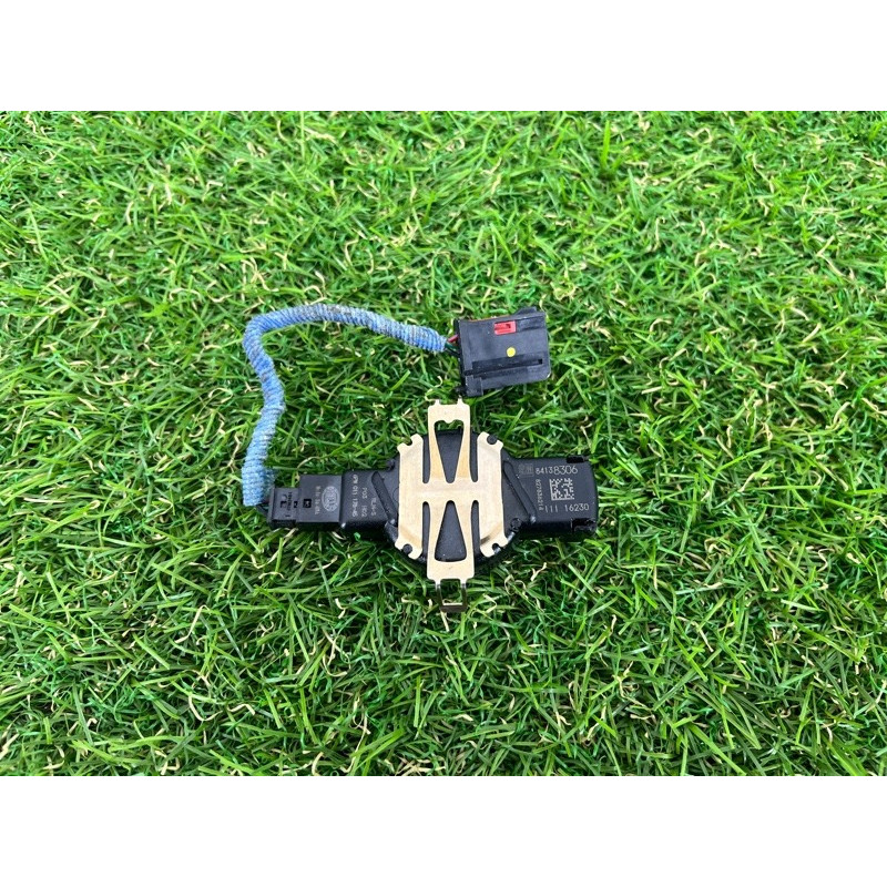 Датчик дождя (электрика / датчики) Cadillac Xt5 1 2016 3.6 84138306