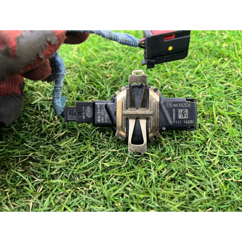 Датчик дождя (электрика / датчики) Cadillac Xt5 1 2016 3.6 84138306